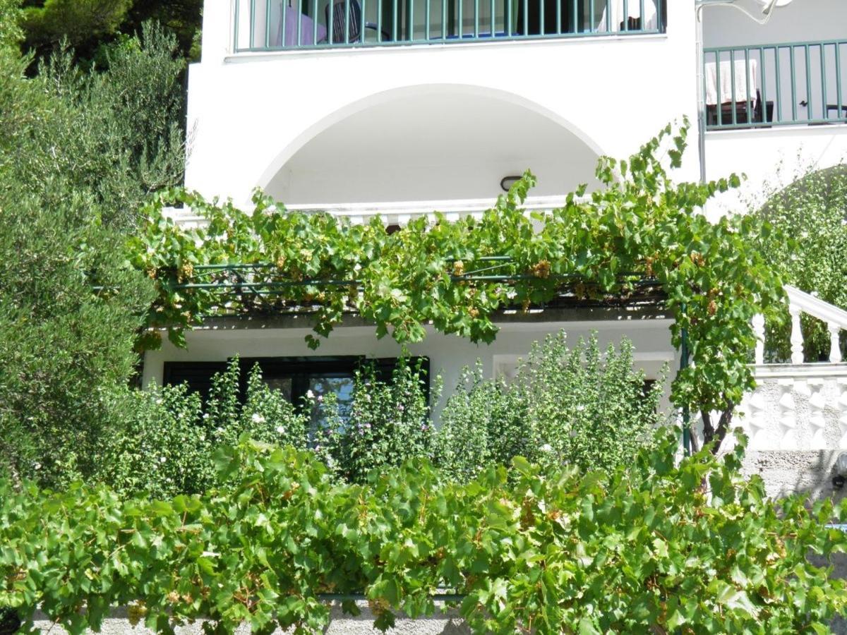 Apartments With A Parking Space Brela, Makarska - 11687 외부 사진