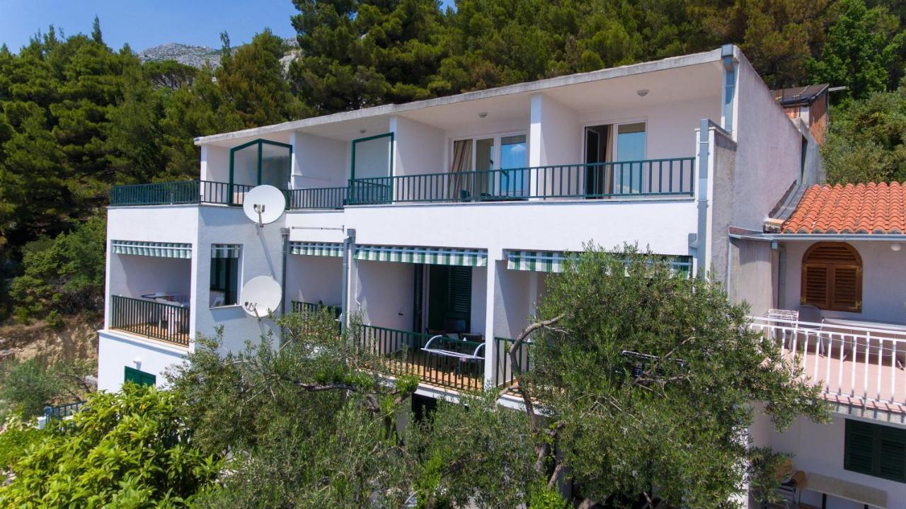 Apartments With A Parking Space Brela, Makarska - 11687 외부 사진