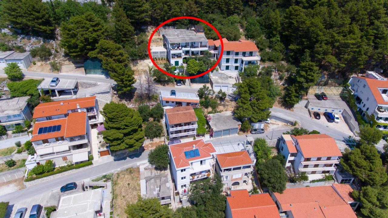 Apartments With A Parking Space Brela, Makarska - 11687 외부 사진