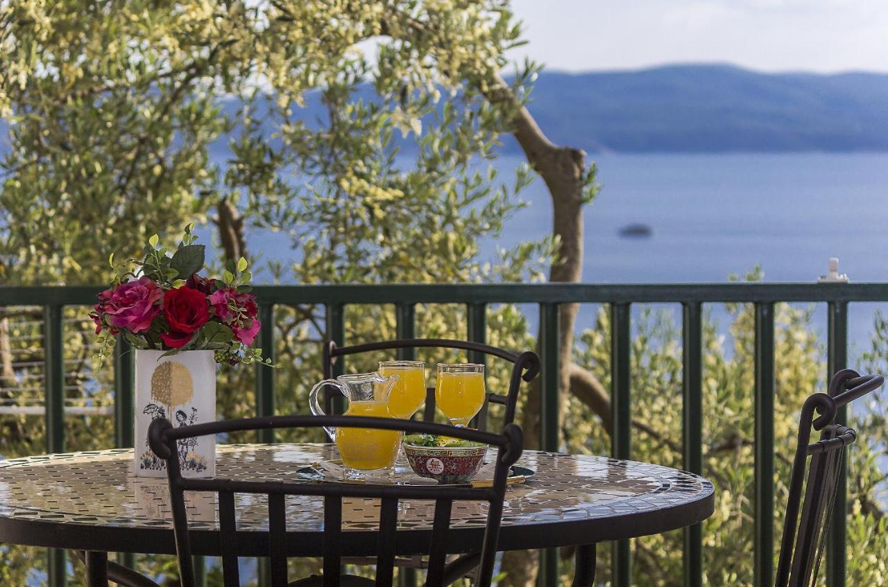 Apartments With A Parking Space Brela, Makarska - 11687 외부 사진