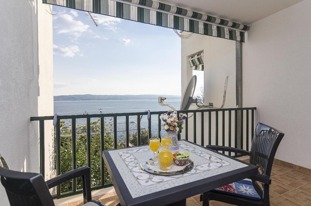 Apartments With A Parking Space Brela, Makarska - 11687 외부 사진